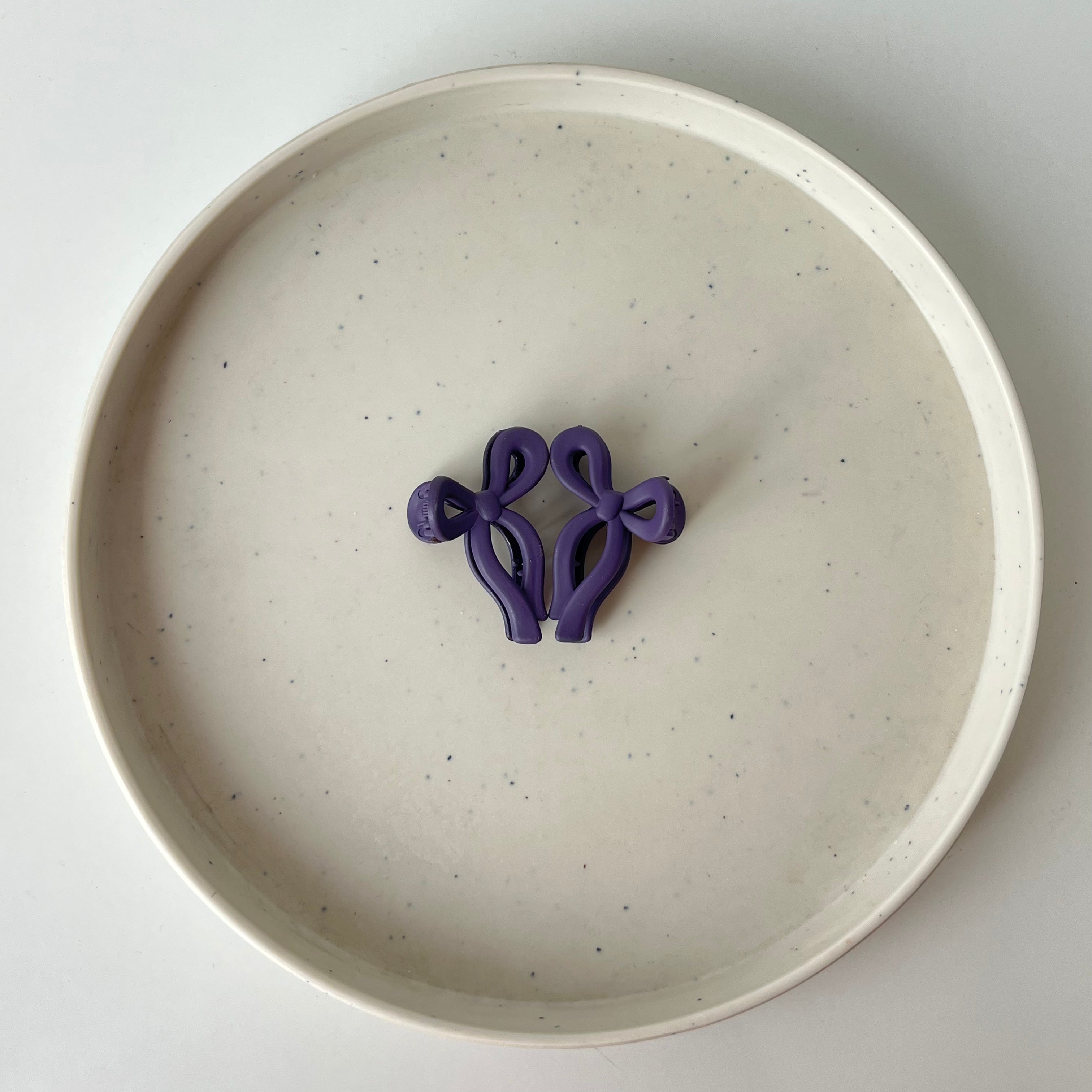 Matte Ribbon – Small Bow Hair Claw